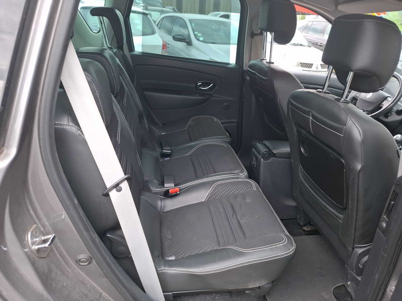 Renault Scenic 1.6 dCi Energy Bose — zdjęcie 14