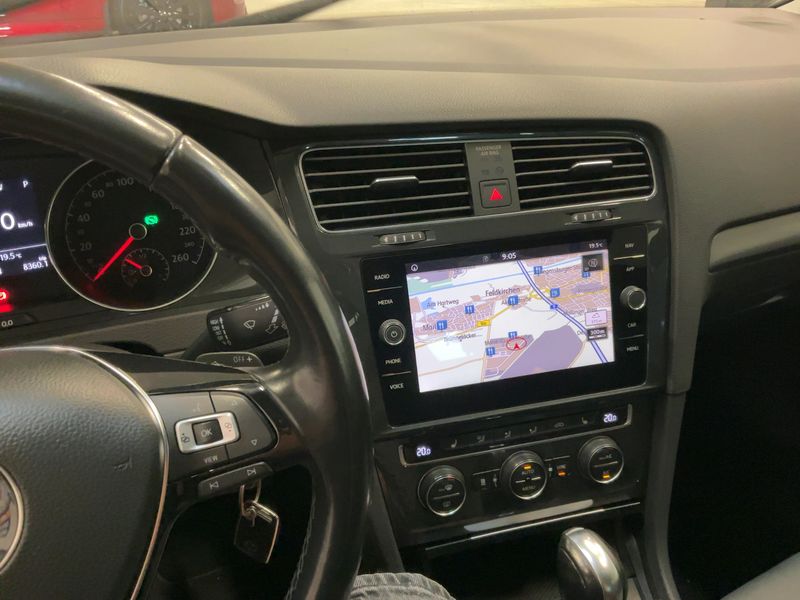 Volkswagen Golf VII 2.0 TDI Comfortline BlueMotion Tech 2019 – снимка 17