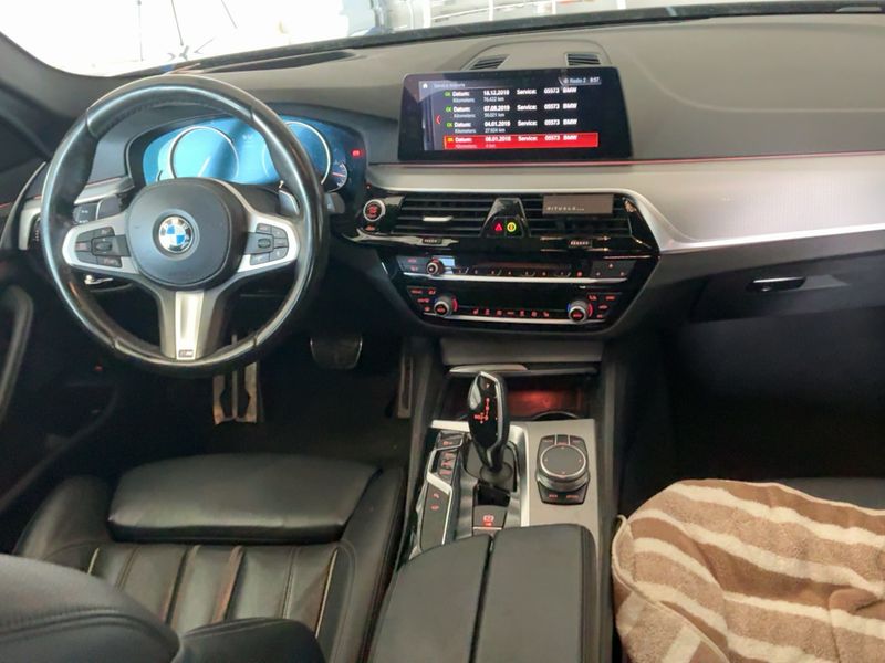 BMW 5er 520d M Sport — zdjęcie 12