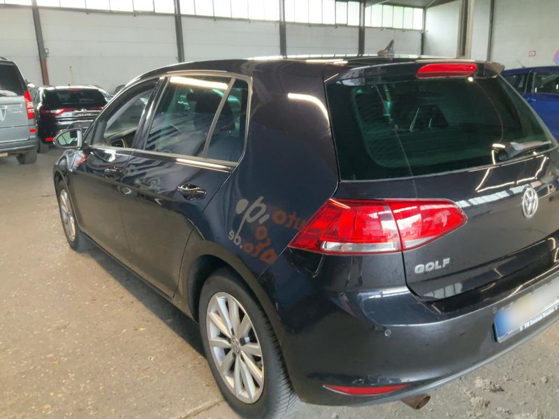 Volkswagen Golf VII 1.2 TSI Lounge BlueMotion Tech 2016 – снимка 6