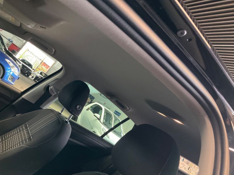 Volkswagen Golf VII 1.2 TSI Lounge BlueMotion Tech 2016 – снимка 32
