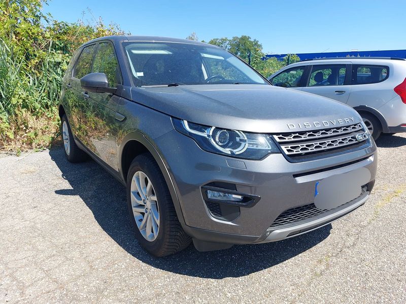 Land Rover Discovery Sport 2.0 Td4 SE AWD — zdjęcie 6
