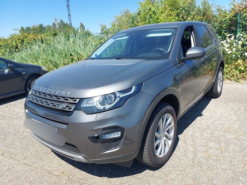 Land Rover Discovery Sport 2.0 Td4 SE AWD — zdjęcie 2