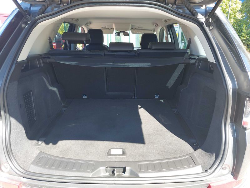 Land Rover Discovery Sport 2.0 Td4 SE AWD — zdjęcie 9