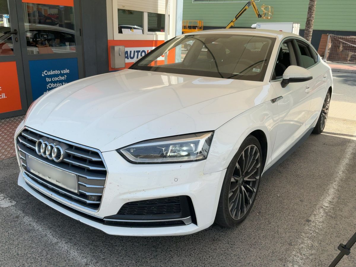 Audi A5 2017 — photo 1
