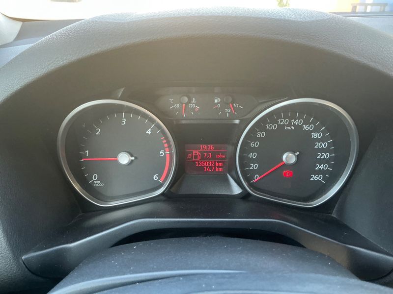 Ford Mondeo 2.0 TDCi Trend — zdjęcie 4