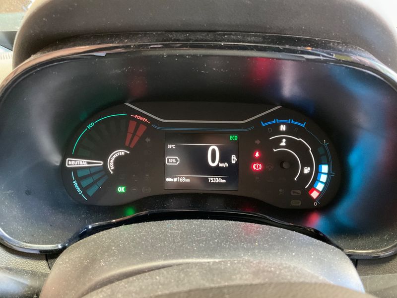 Dacia Spring electric drive 33 kW Comfort Plus — zdjęcie 13