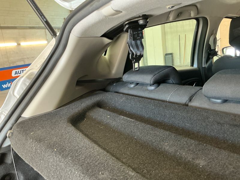 Renault Clio 0.9 Energy Limited 2017 – снимка 31
