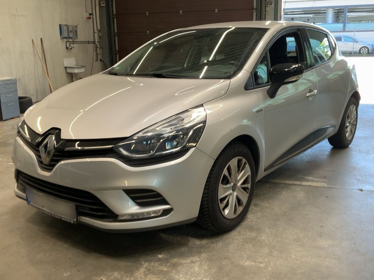 Renault Clio 2017 — photo 1