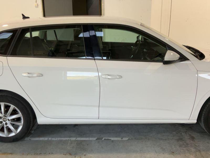 Skoda Scala 1.6 TDI Business — zdjęcie 7