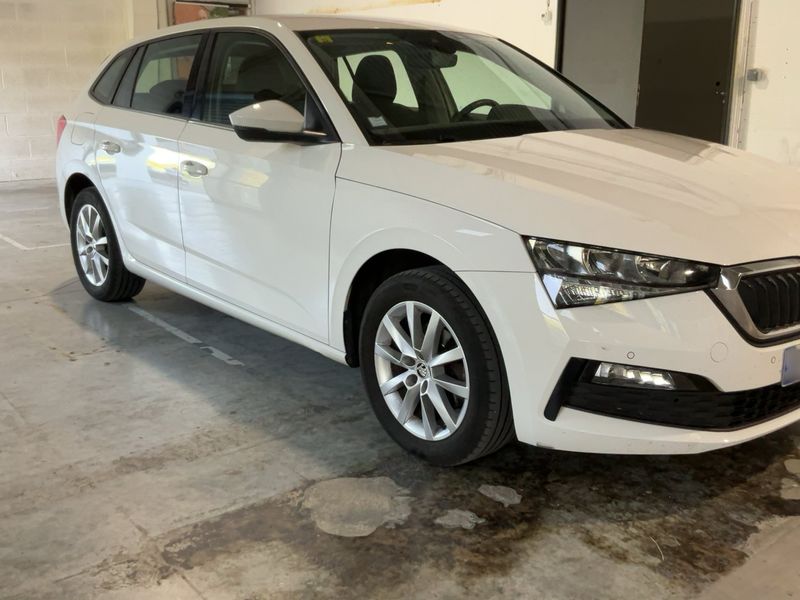 Skoda Scala 1.6 TDI Business — zdjęcie 8