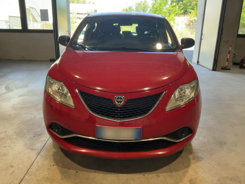 Lancia Ypsilon 1.2 GPL Silver — zdjęcie 9