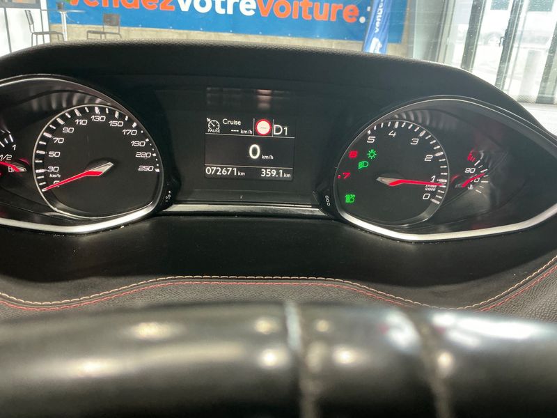 Peugeot 308 1.2 e-THP GT Line — zdjęcie 13