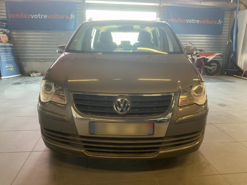 Volkswagen Touran 1.9 TDI Trendline 2008 – снимка 14