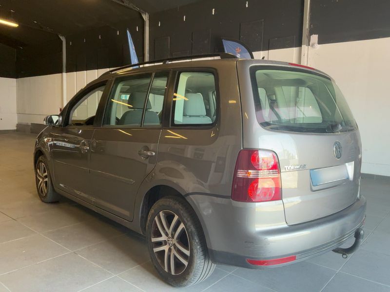 Volkswagen Touran 1.9 TDI Trendline 2008 – снимка 6