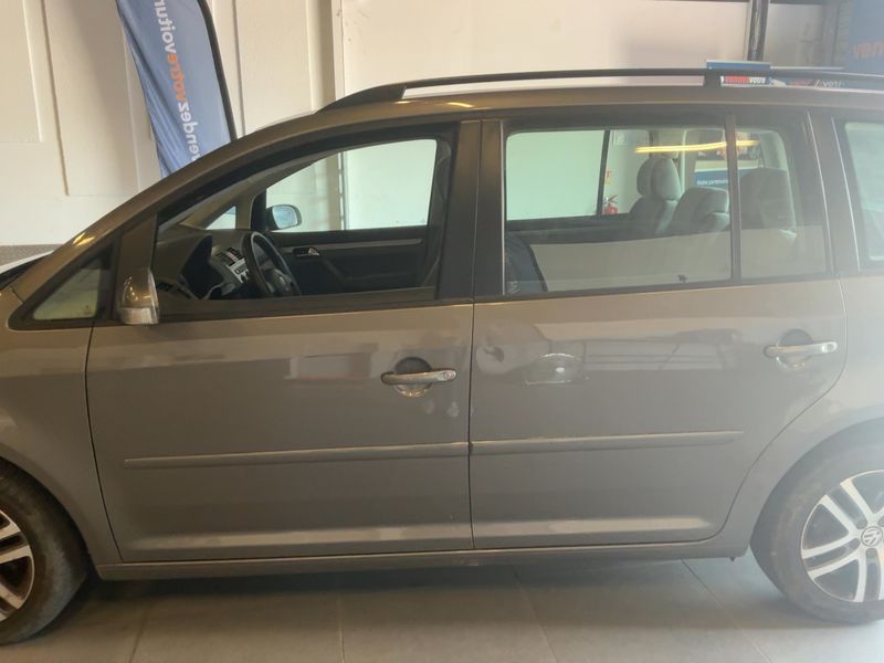 Volkswagen Touran 1.9 TDI Trendline 2008 – снимка 4