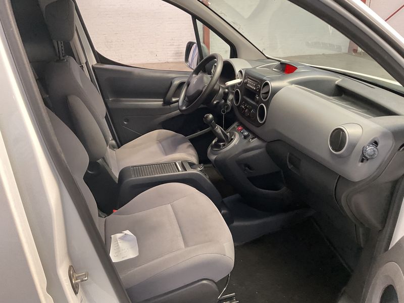 Peugeot Partner 1.6 HDi L2 Komfort — zdjęcie 11