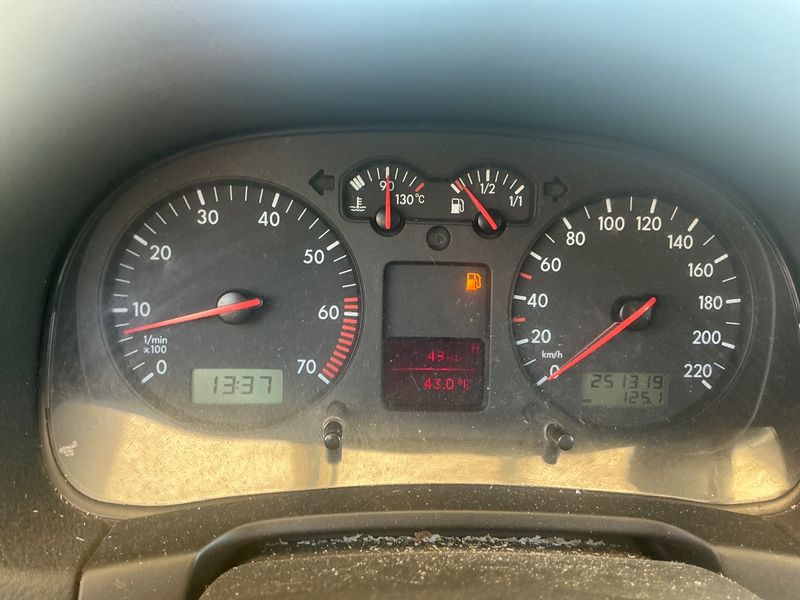 Volkswagen Golf IV 1.4 Spirit — zdjęcie 4