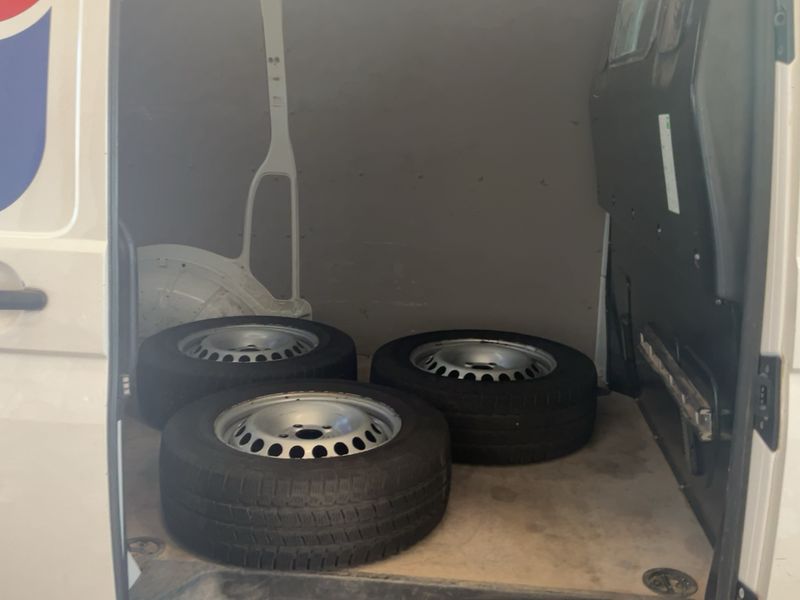 Volkswagen T6 Transporter 2.0 TDI Kasten — zdjęcie 14