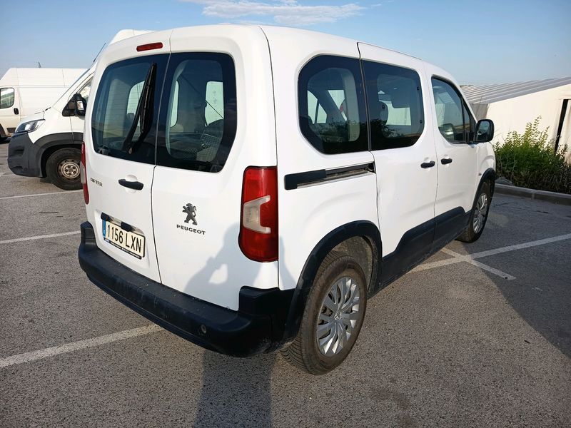Peugeot Rifter 1.5 Blue-HDi Active Pack L1 — zdjęcie 5