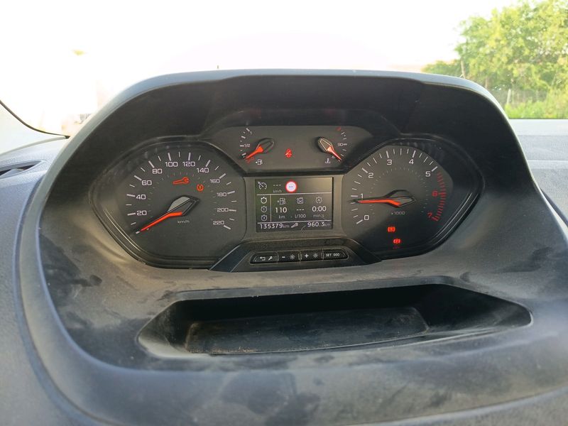 Peugeot Rifter 1.5 Blue-HDi Active Pack L1 — zdjęcie 11
