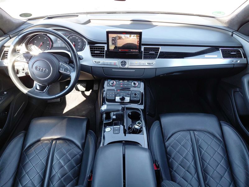 Audi A8 4.2 V8 TDI clean diesel L quattro — zdjęcie 11