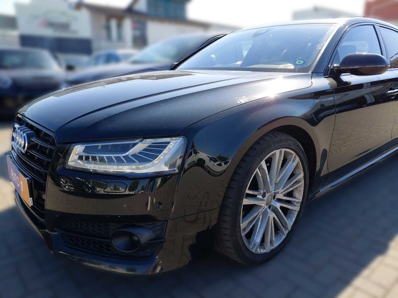 Audi A8 4.2 V8 TDI clean diesel L quattro — zdjęcie 2