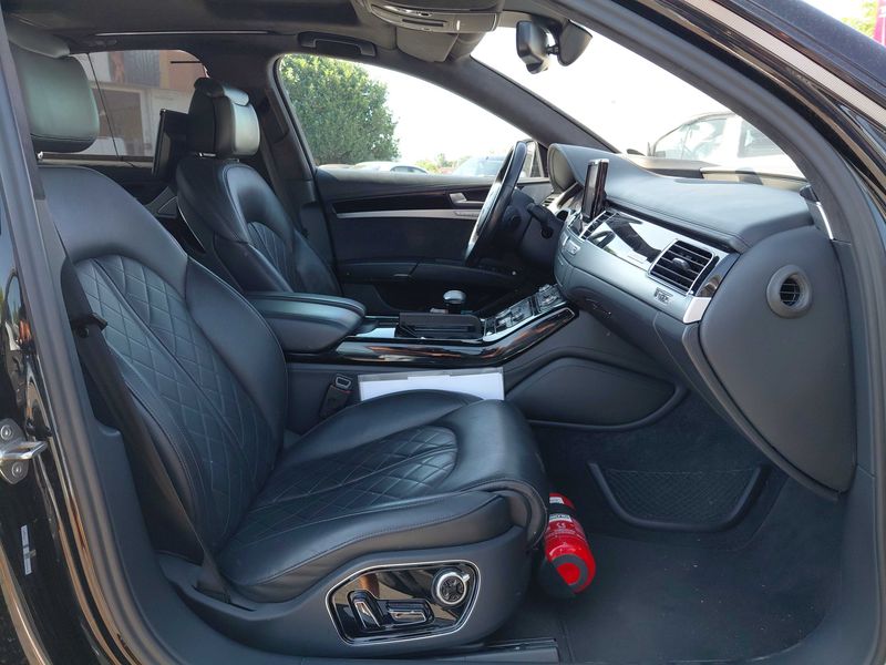 Audi A8 4.2 V8 TDI clean diesel L quattro — zdjęcie 10