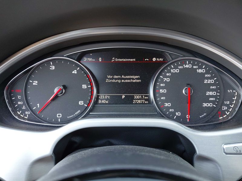 Audi A8 4.2 V8 TDI clean diesel L quattro — zdjęcie 12