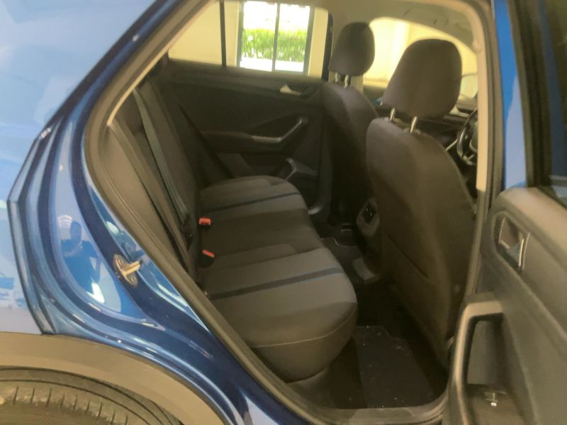 Volkswagen T-Roc 1.6 TDI Style 2018 – снимка 20