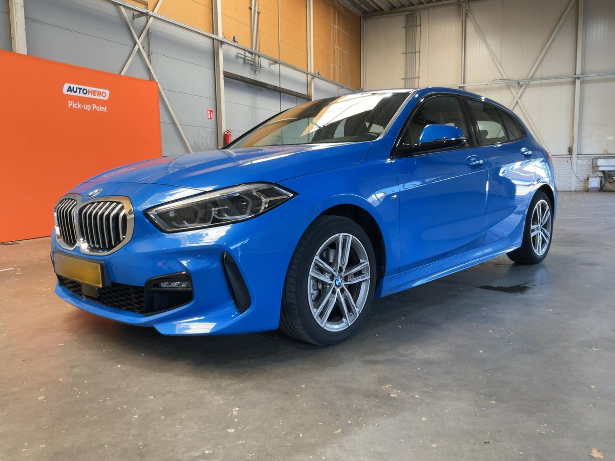BMW 1er 2022 — photo 1