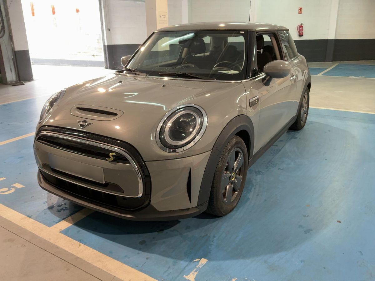 MINI Cooper 2022 — photo 1