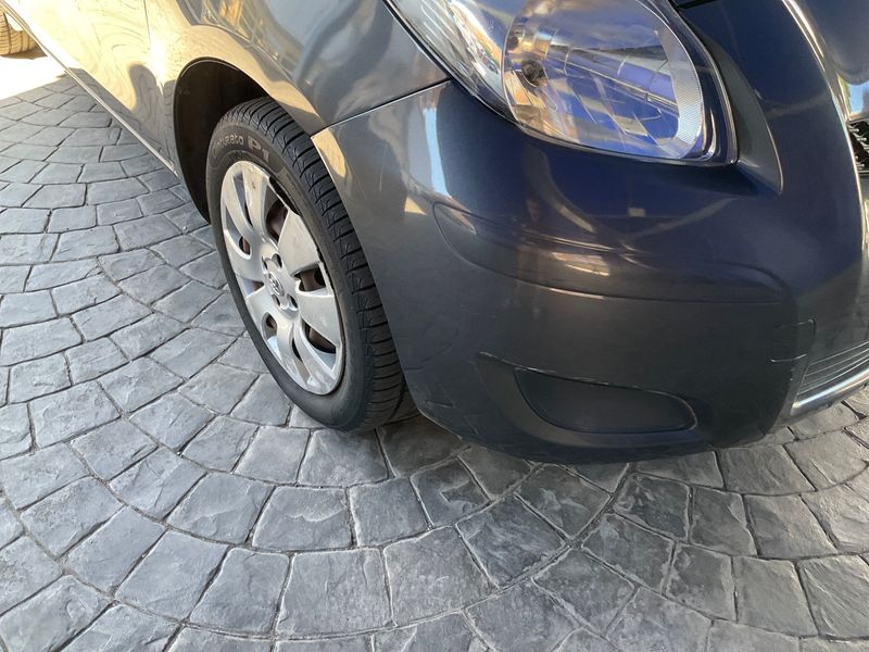 Toyota Yaris 1.0 VVT-i Now 2009 – снимка 40
