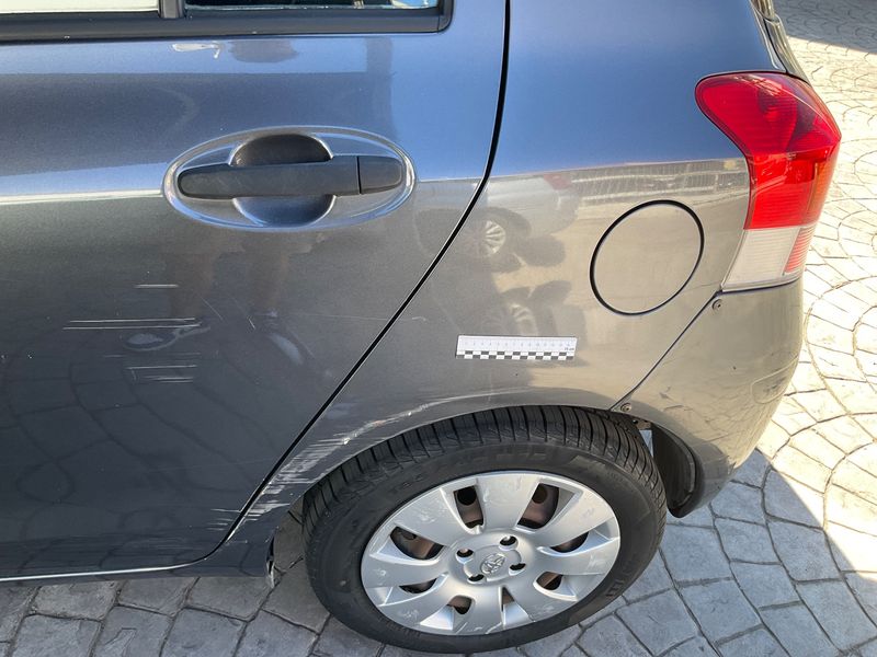 Toyota Yaris 1.0 VVT-i Now 2009 – снимка 35