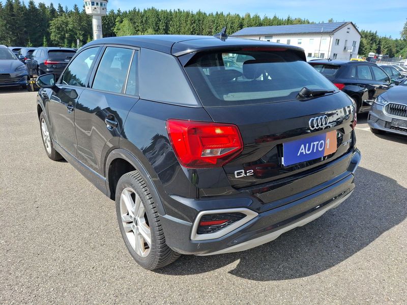 Audi Q2 35 TFSI advanced — zdjęcie 3