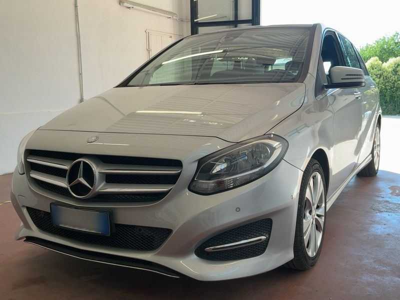 Mercedes-Benz B-Klasse B 180 CDI AMG Sport
