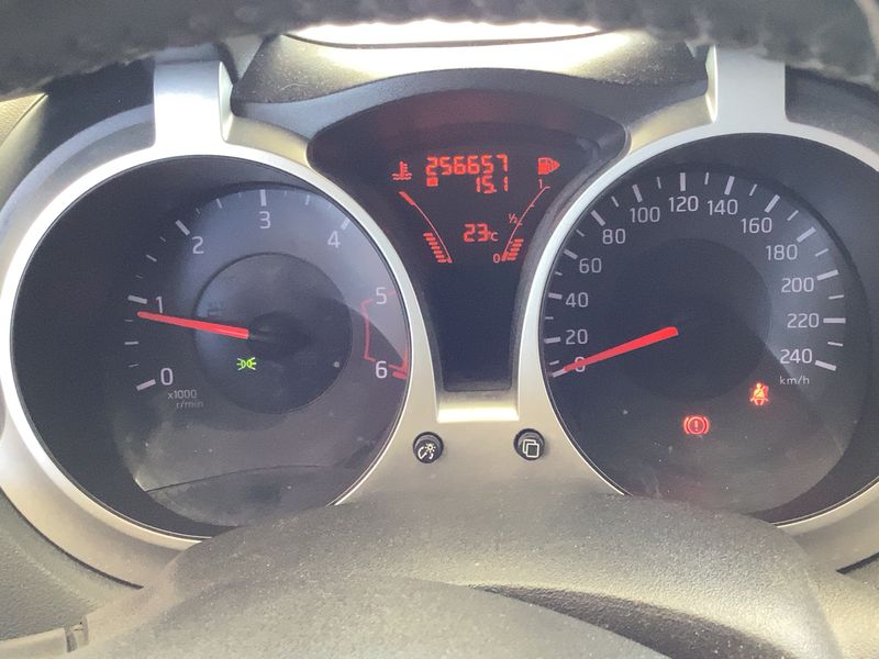 Nissan Juke 1.5 Turbodiesel Acenta — zdjęcie 13