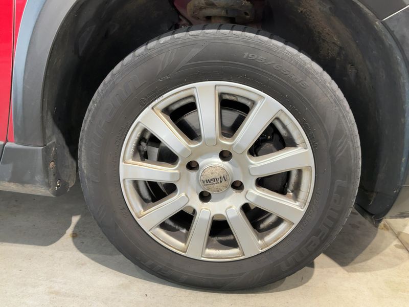 Peugeot 2008 1.2 PureTech Allure 2018 – снимка 11