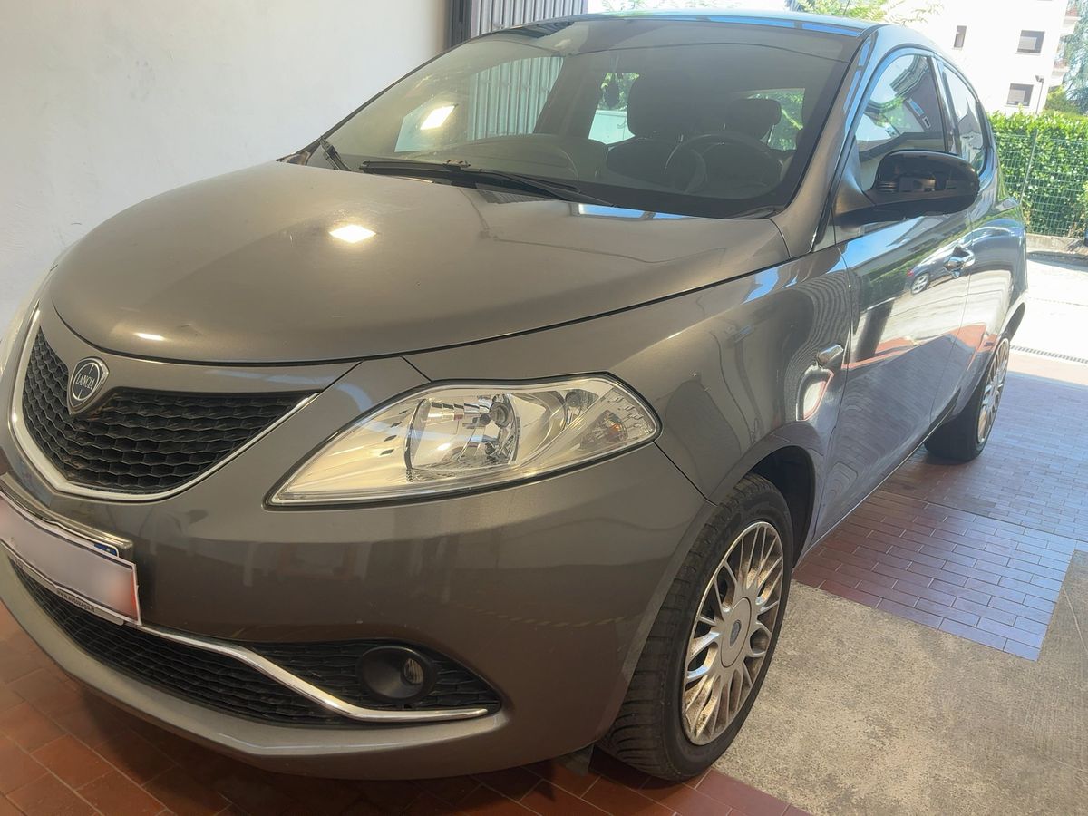 Lancia Ypsilon d'occasion