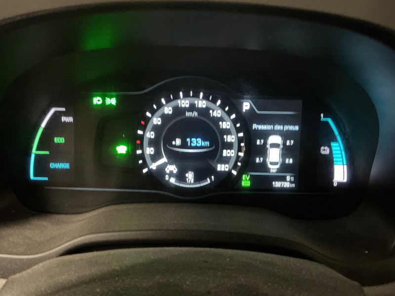 Hyundai IONIQ 1.6 Plug-in Hybrid Executive — zdjęcie 13