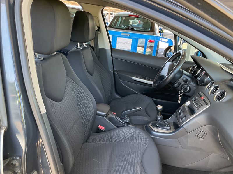 Peugeot 308 1.6 HDi Envy 2010 – снимка 3