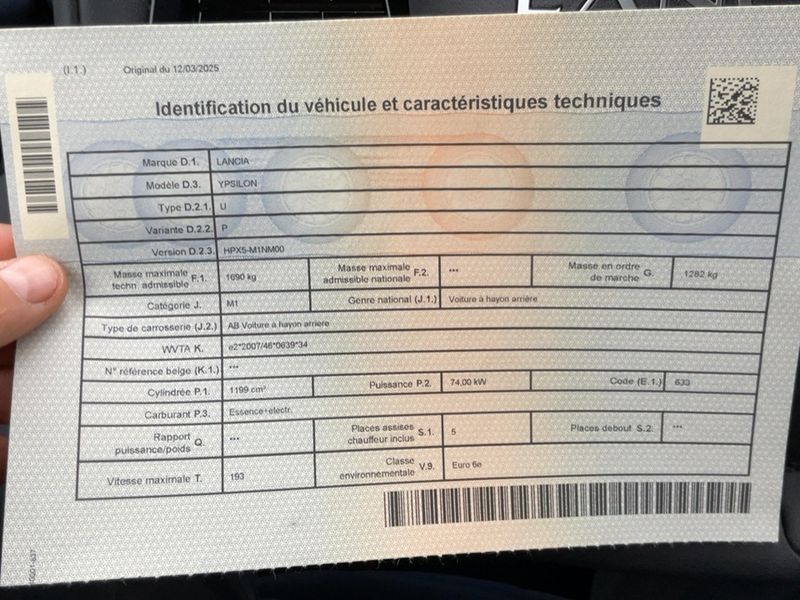 Lancia Ypsilon 1.2 Mild-Hybrid Cassina Limited Edition 2025 – снимка 20
