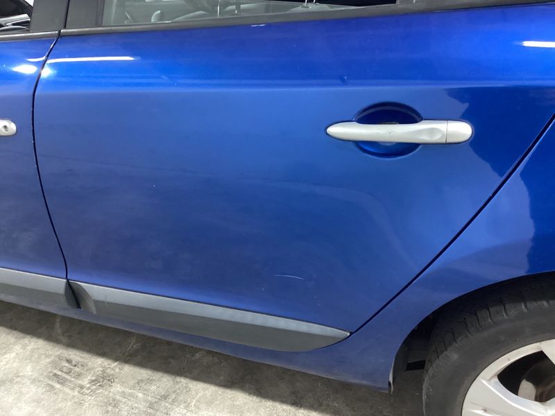 Renault Megane 1.5 dCi Dynamique 2011 – снимка 23