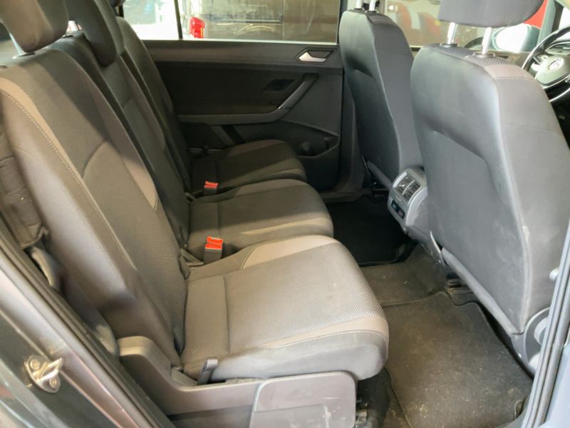 Volkswagen Touran 1.2 TSI Trendline BlueMotion Tech — zdjęcie 14
