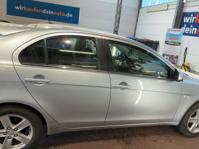 Mitsubishi Lancer 1.8 DOHC ClearTec Instyle — zdjęcie 7