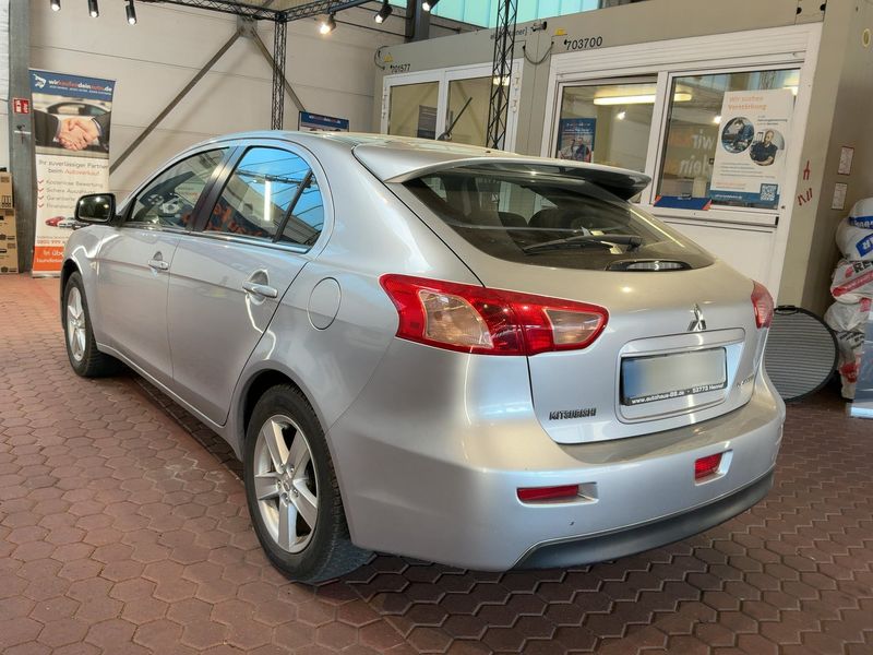 Mitsubishi Lancer 1.8 DOHC ClearTec Instyle — zdjęcie 3
