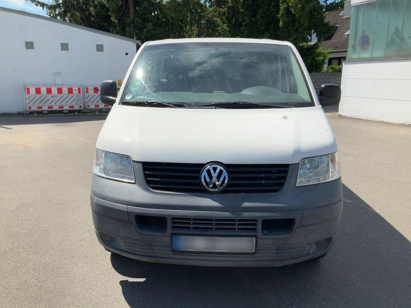 Volkswagen T5 Kombi 1.9 TDI lang — zdjęcie 9