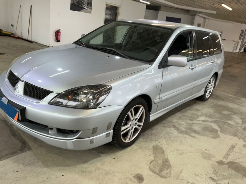 Mitsubishi Lancer 2.0 Intense