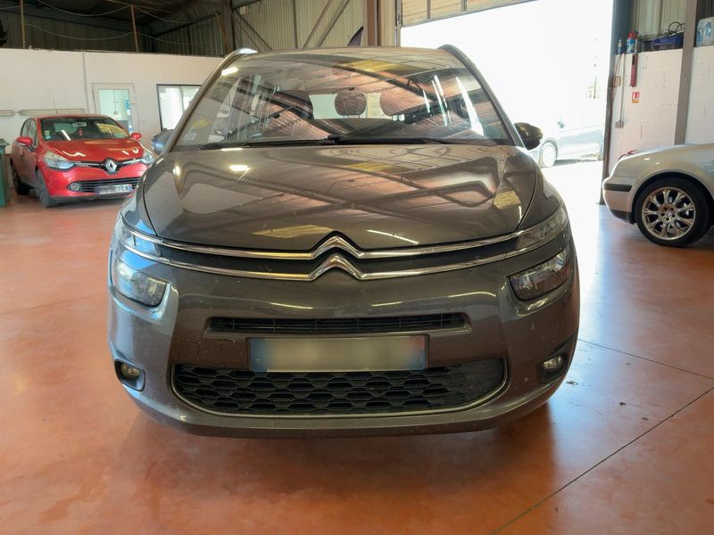 Citroen C4 Grand Picasso 1.6 HDi Intensive — zdjęcie 9