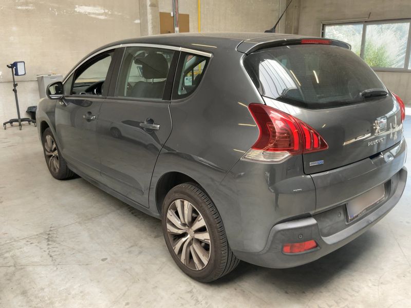 Peugeot 3008 1.6 HDi Access — zdjęcie 3